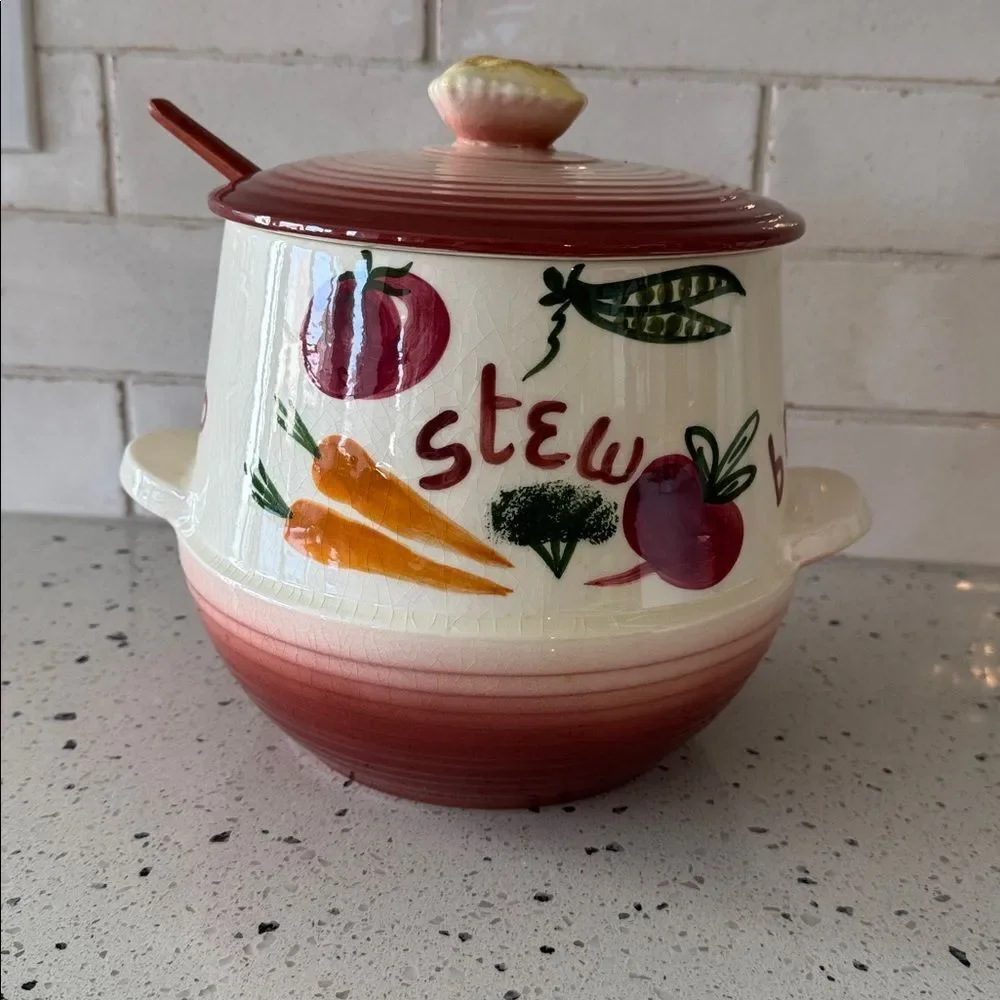LA Pottery Tureen Soup Stew Chili Beans #705 1957 Kitchen Decor Made in the USA